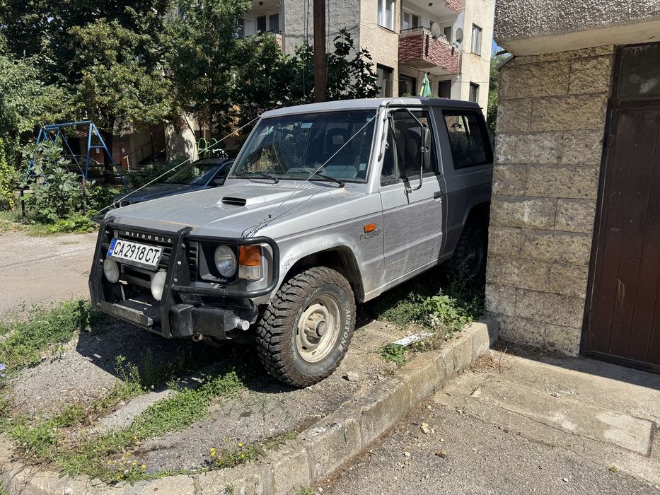 Носачи за Паджеро.