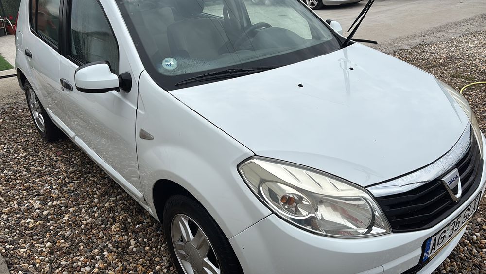 Dacia Sandero 2009