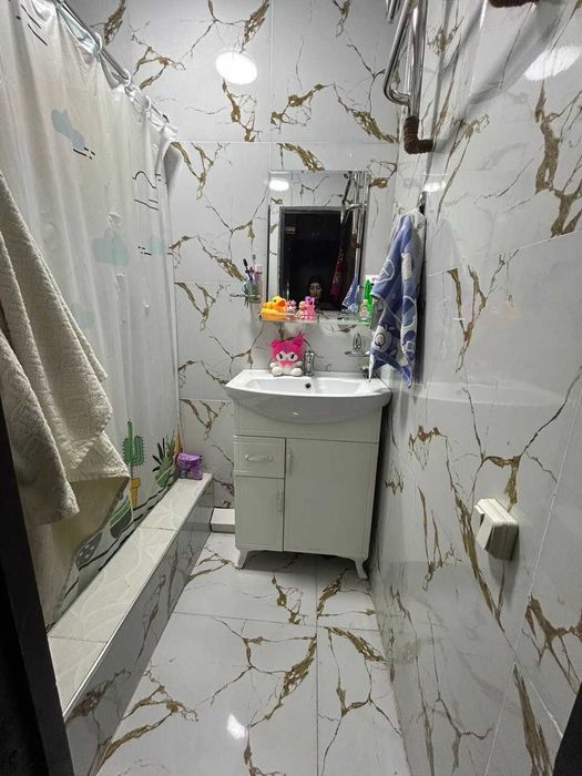 Продается 4х комнатная квартира, Район Сергели 7, Метро, 0837