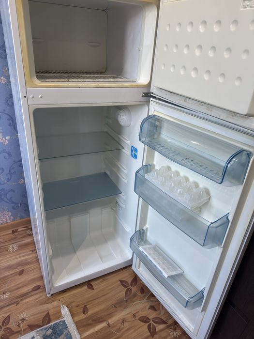 Холодильник beko