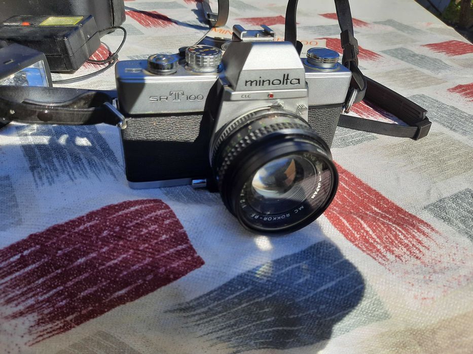 Фото апарат Minolta SRT 100