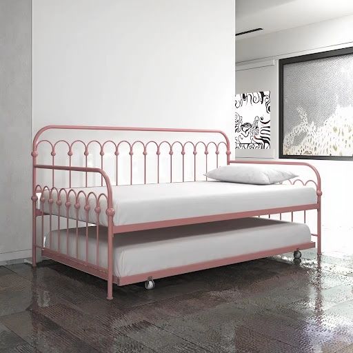 Кровати. Ручная работа.