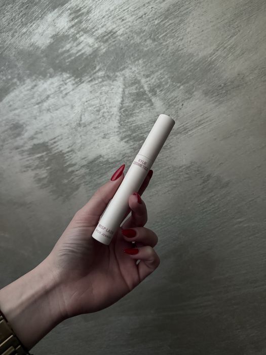 Спирала Kylie cosmetics