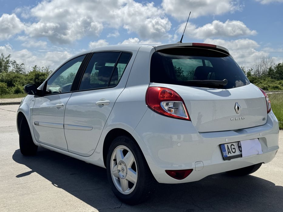 RENAULT Clio 2011 — imagine 4