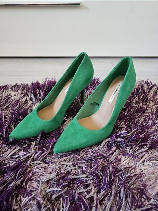 Pantofi eleganți verzi lefties toc de 9 cm marime 38 purtați o data