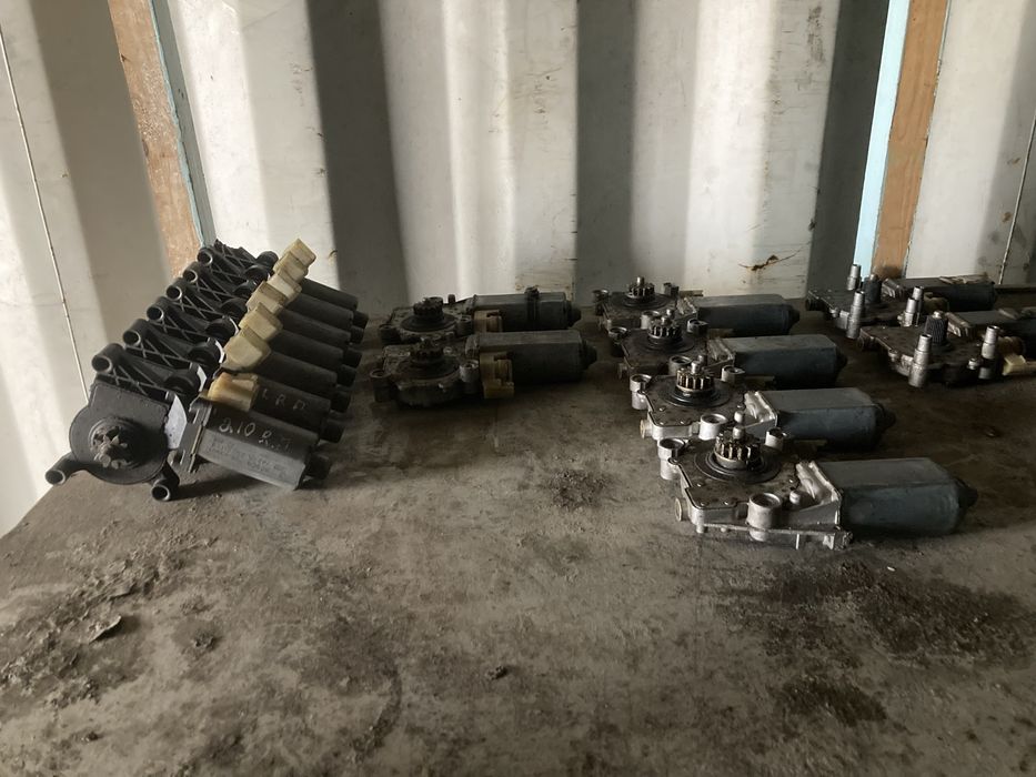 Моторчики стеклоподъемника Мерседес / Mercedes