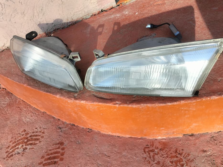 Фара на Камри  продается!