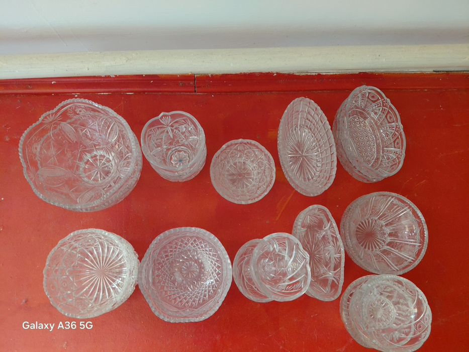 Хрустал ыдыстар сатылады