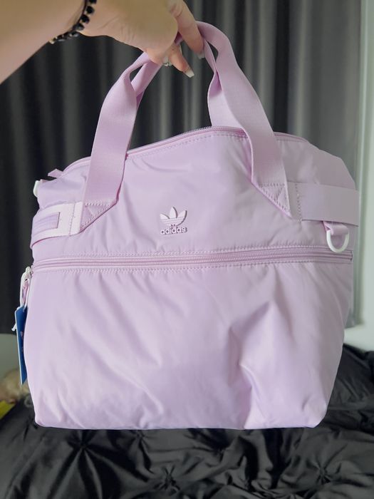 Спортен сак Adidas в млечно лилав цвят