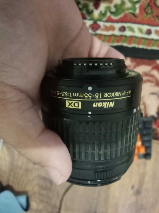 Объектив Nikon Nikon