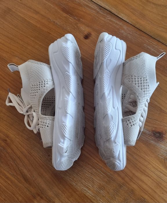 Sandale marimea 38 int. 24 cm