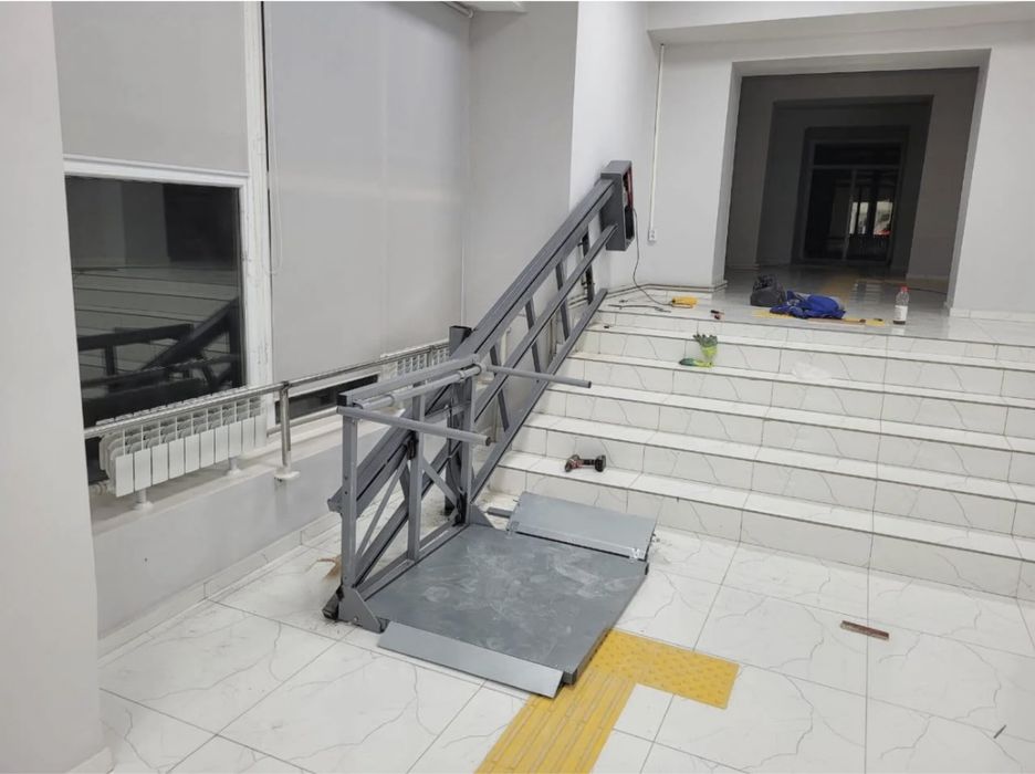 Тактильные плитки,пандусы