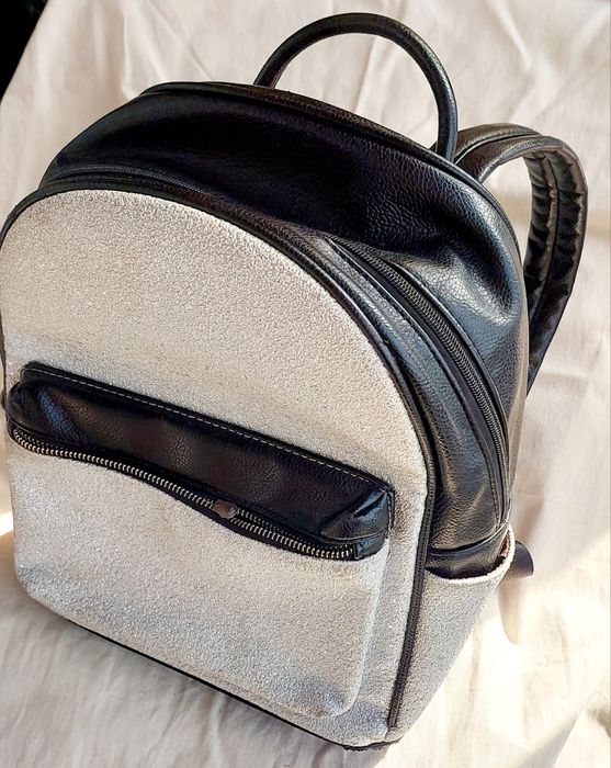 Сумка рюкзак  школьницы 3-4 класса