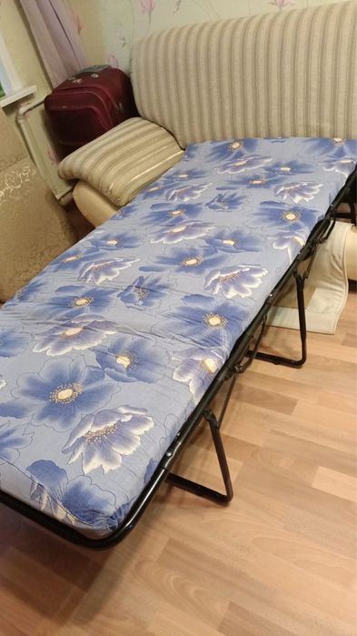 Диван трехместный и двухместный