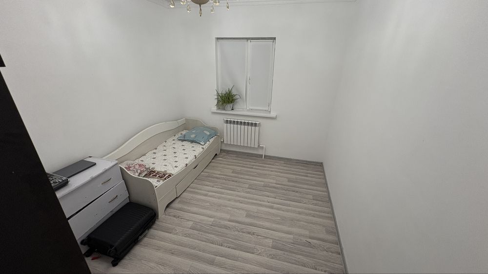 Продаётся два дома на одном участке