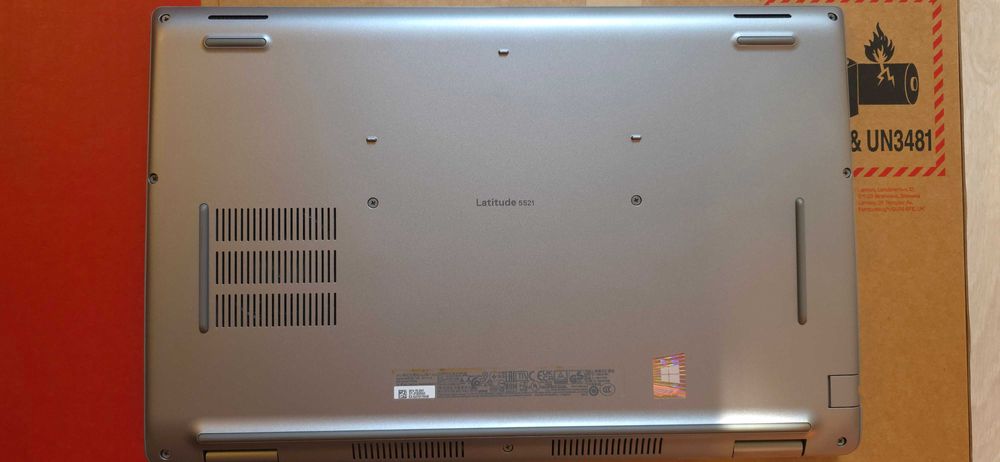 Laptop Dell Latitude 5521