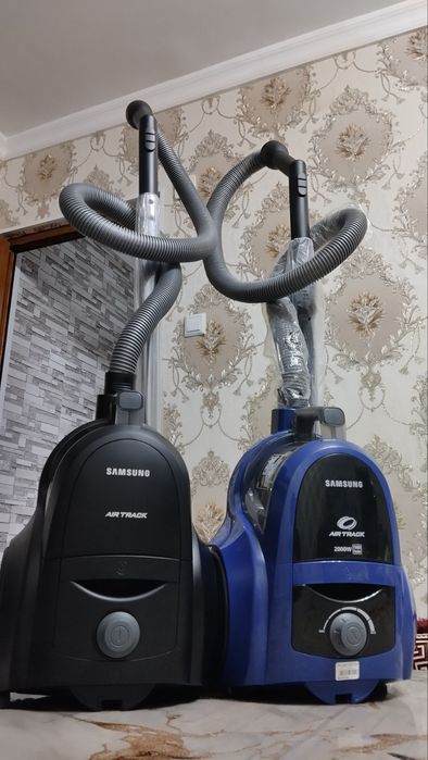 Продаётся пылесос с гарантией