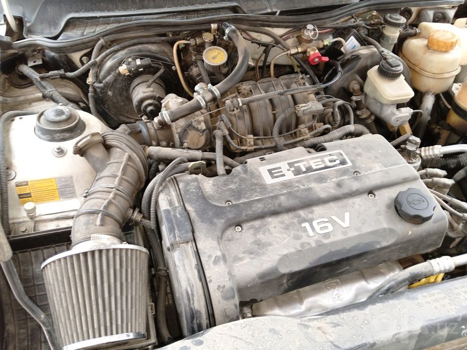 1.6 motor 1.8 qilingan  motor karobka zbor beriladi