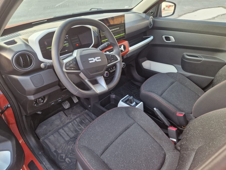 Dacia Spring 2025/ 65 cai/ 5900 km/ 12.900€