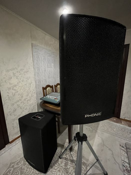 Продам комплект музыкальной аппаратуры