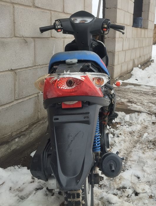 Продам скутер irbis