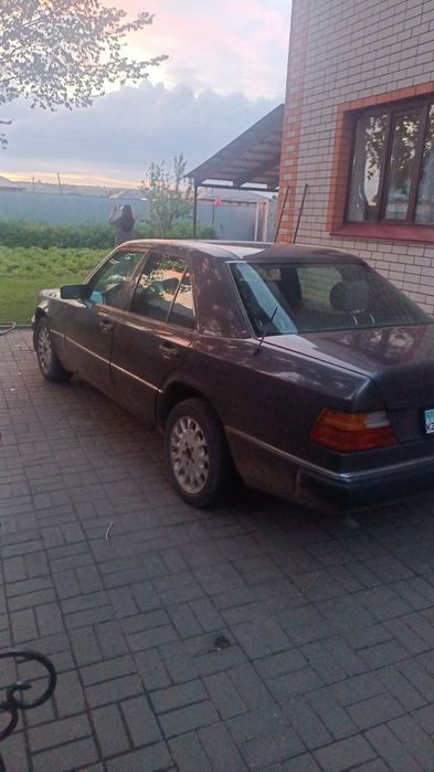 Мерседес 124 сатылады