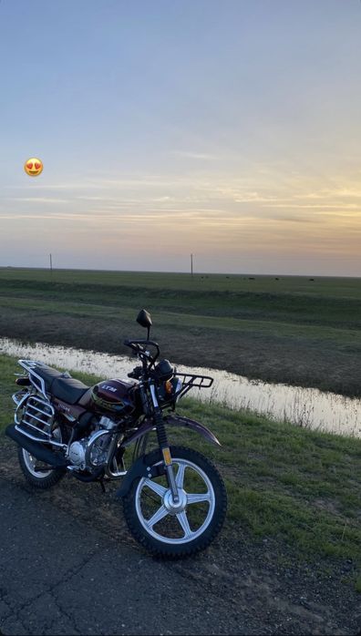 Мотоцикл 175 v16