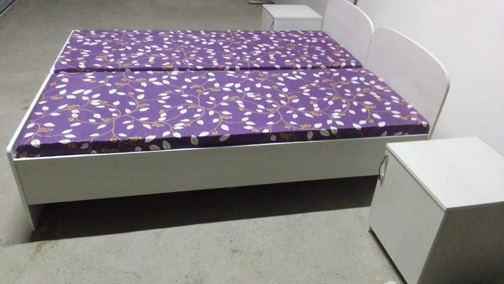 Кровать спальняя