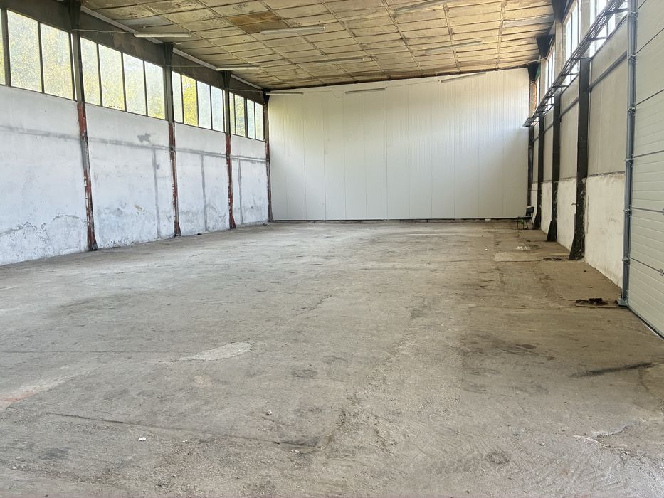 Отдавам пмещения под наем в индустриална зона