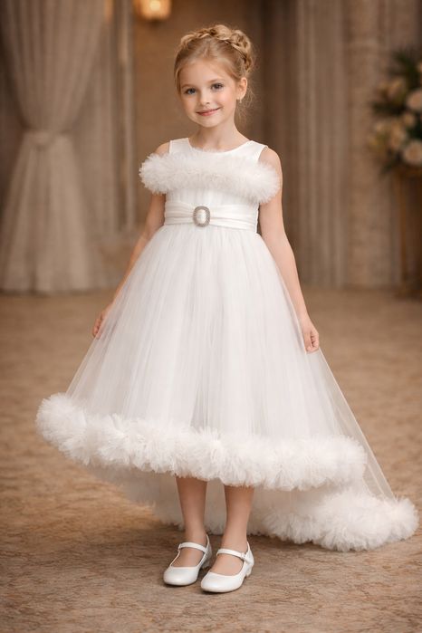 Белое платье для выпускных вечеров