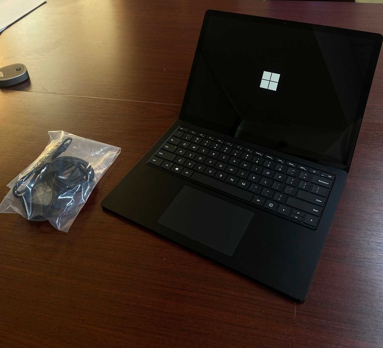 Micrasoft surface laptop 3