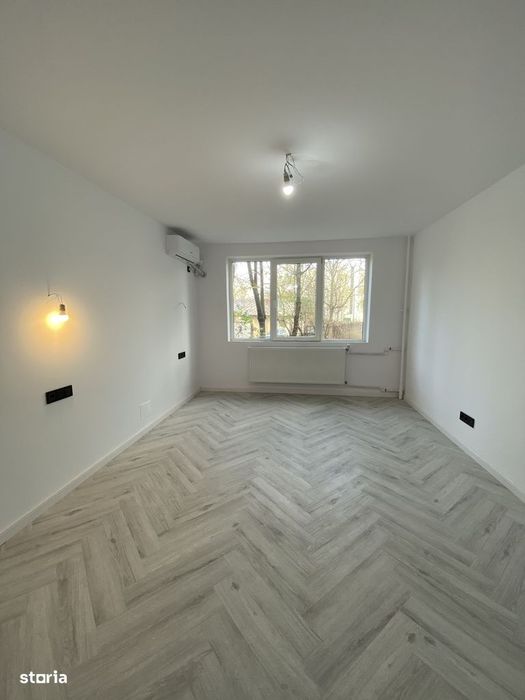 Garsoniera 35m2 Bloc Monolit reabilitat termic neexpertizat