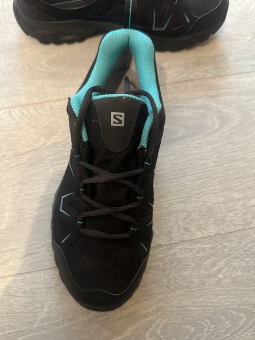 Спортни обувки Salomon Gore-Tex 38