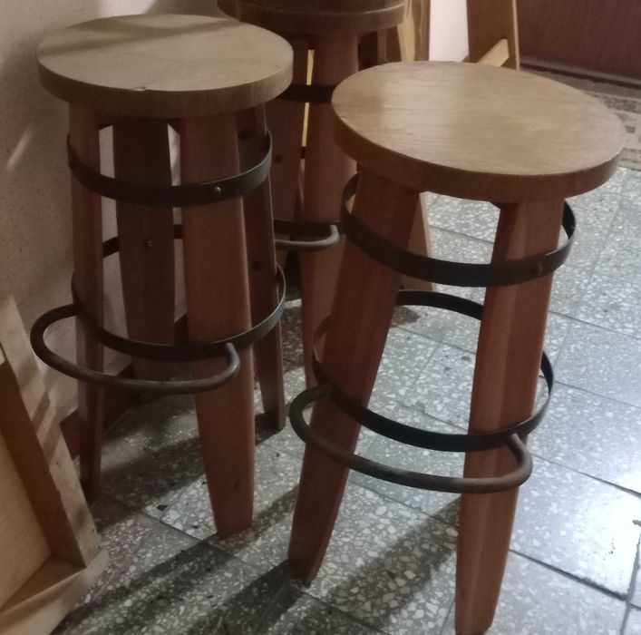 Scaun de bar rustic vintage lemn masiv 80 cm. x 30 cm.