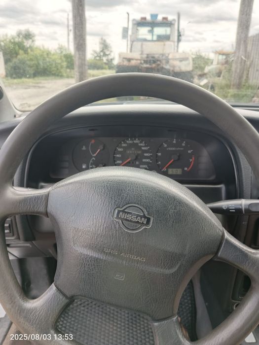 Nissan Primera P10