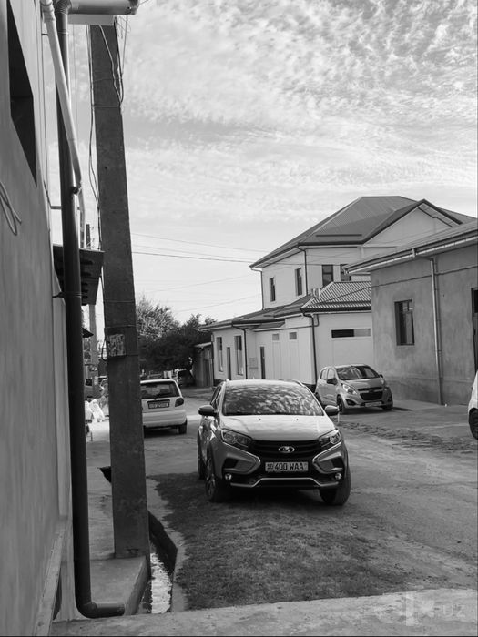 Lada x ray cross