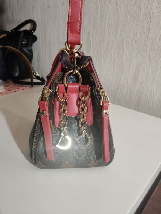 Продам сумку в хорошем состоянии