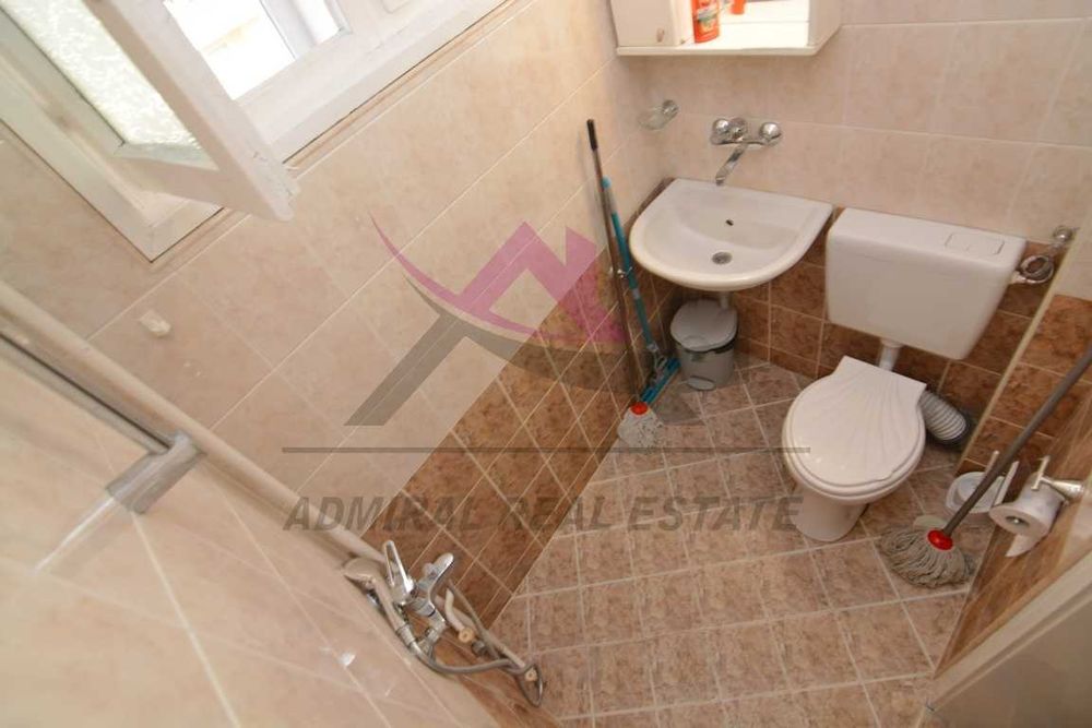 Дава се под наем Двустаен апартамент в Варна, Център - 70 кв.м за 450 € - Снимка #4