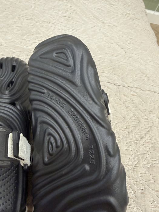 Продам Crocs детские