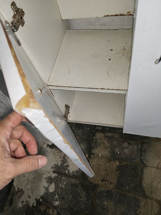 Раковина с тумбой