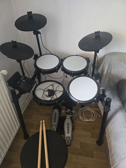 Set de tobe electronice Alesis Nitro Max