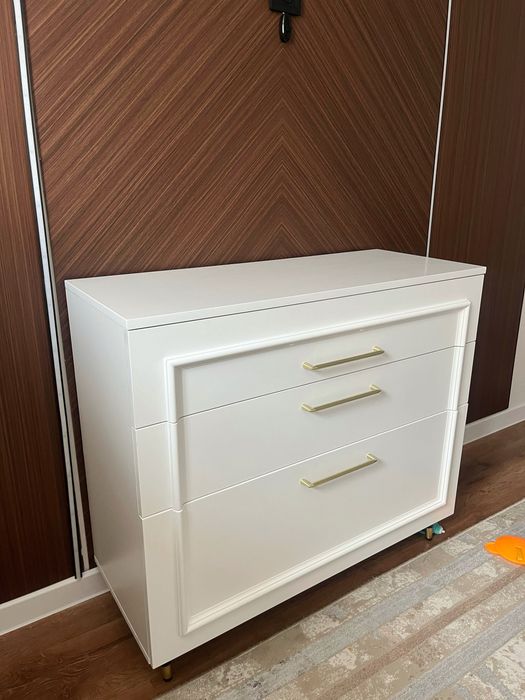 Продам комод новый