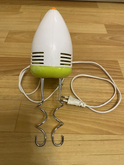 Продам миксер 1500тг