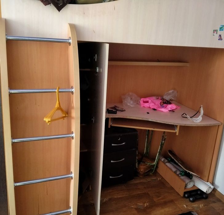 Продам кровать чердак