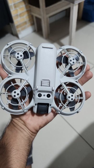 Дрон Dji neo дрон.