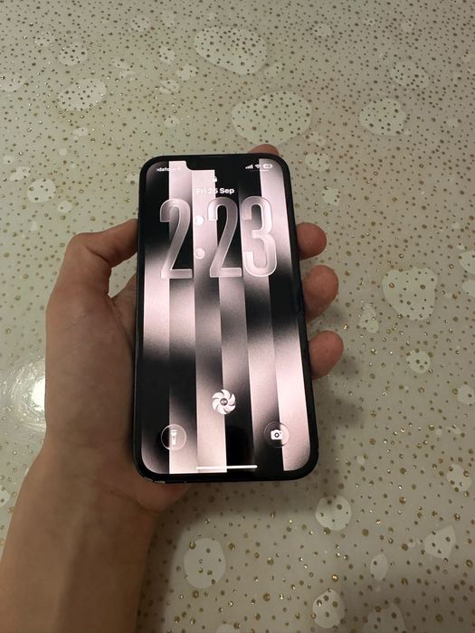 Iphone 14 mint condition