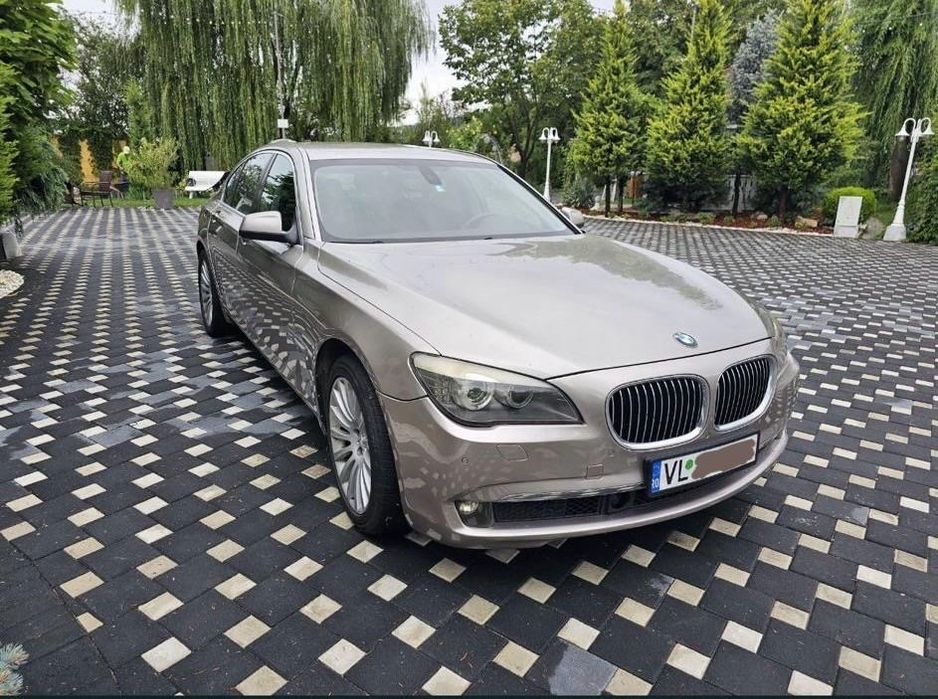 BMW 730D 245 CP - Distronic - Interior Confort - Camera