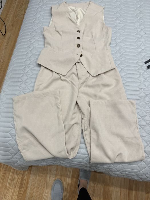 Сет- панталон и елек в размер “S”