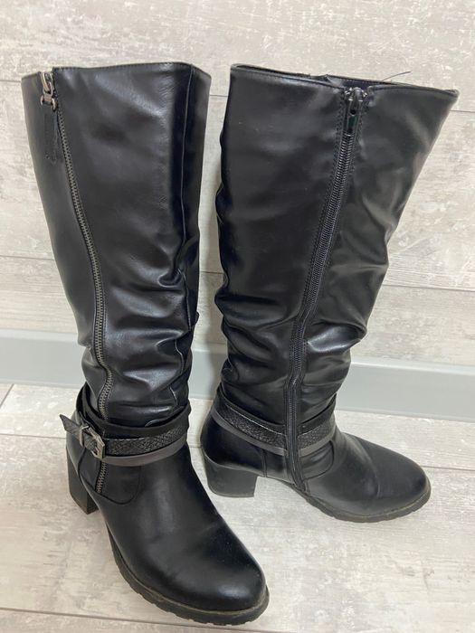 Продам сапоги демисезонные размер 40