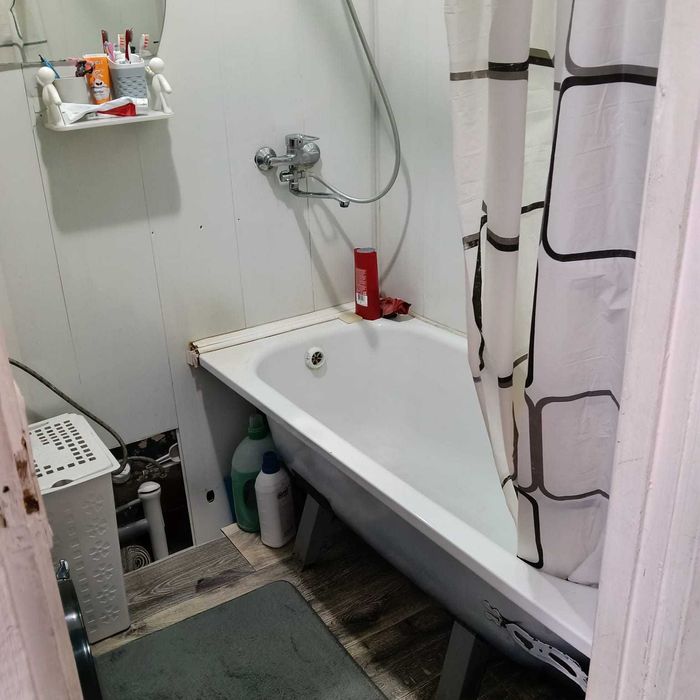 1 ком. 50 лет  Октября 132